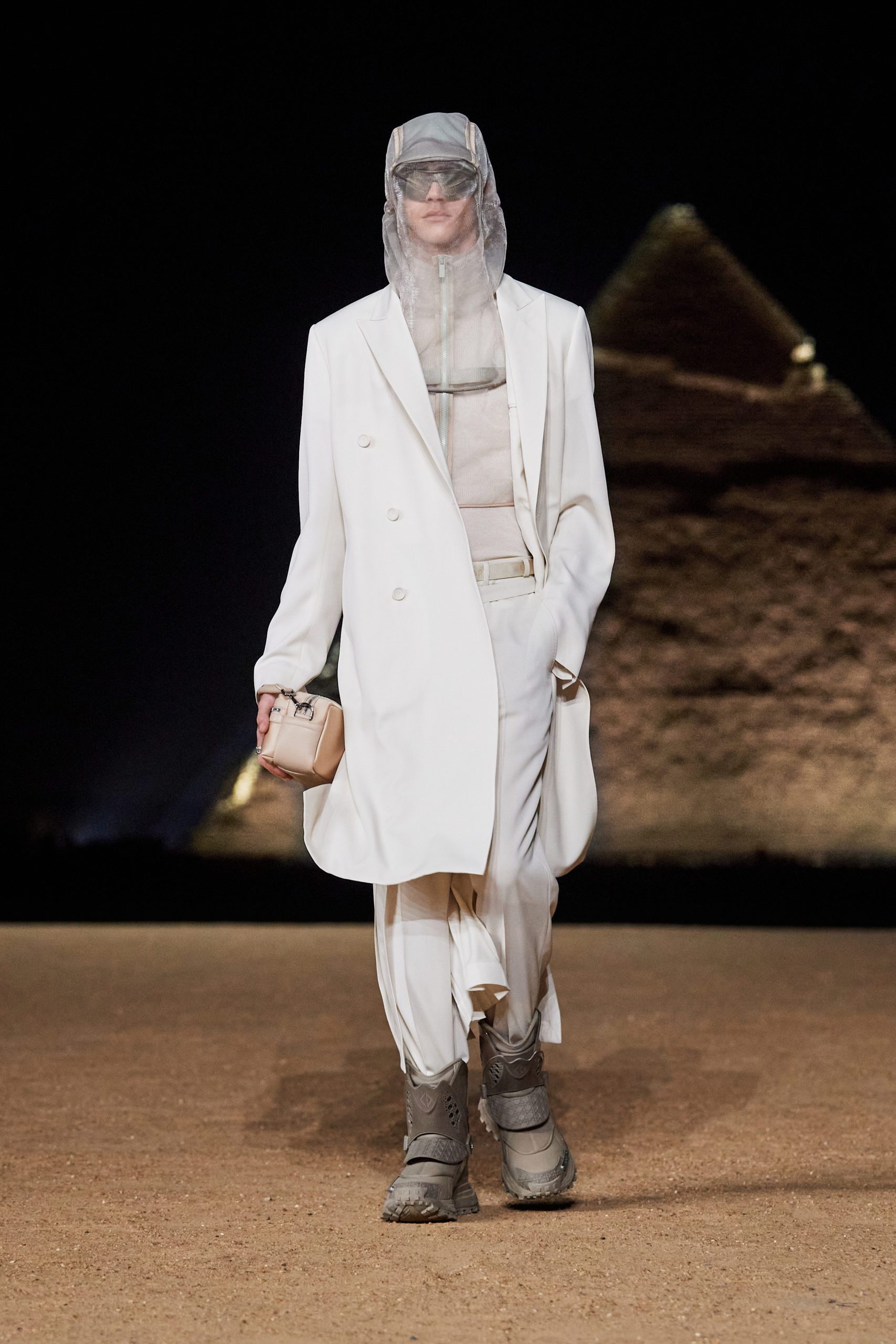 Dior Men Unveils Fall Collection With Unprecedented Show In Cairo