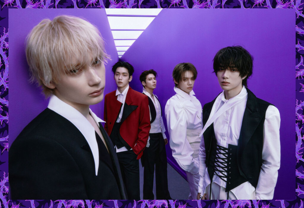 TXT 7TH YEAR group photo