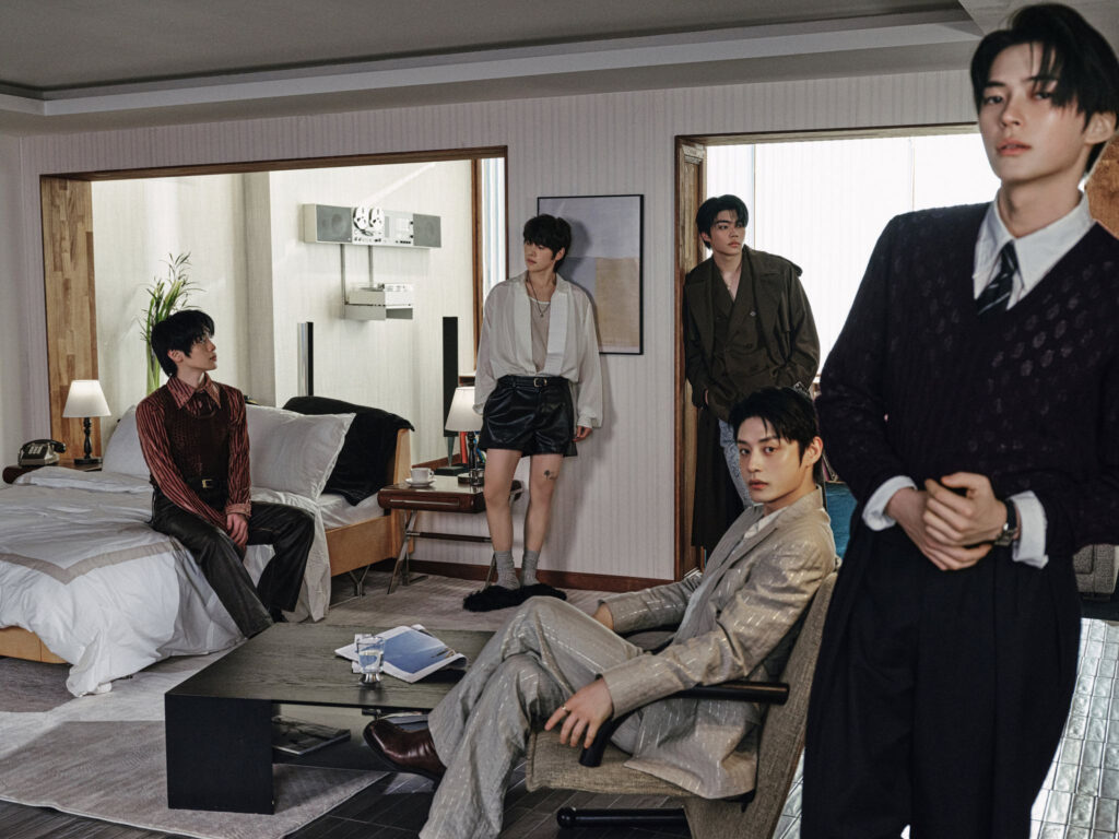 ZEROBASEONE group photo for "Ascend-".